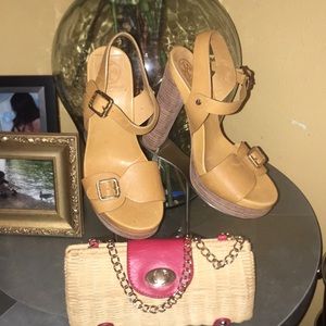 Tory burch all leather sandals heels